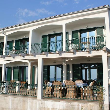 מסליניצה Villa Berg מראה חיצוני תמונה